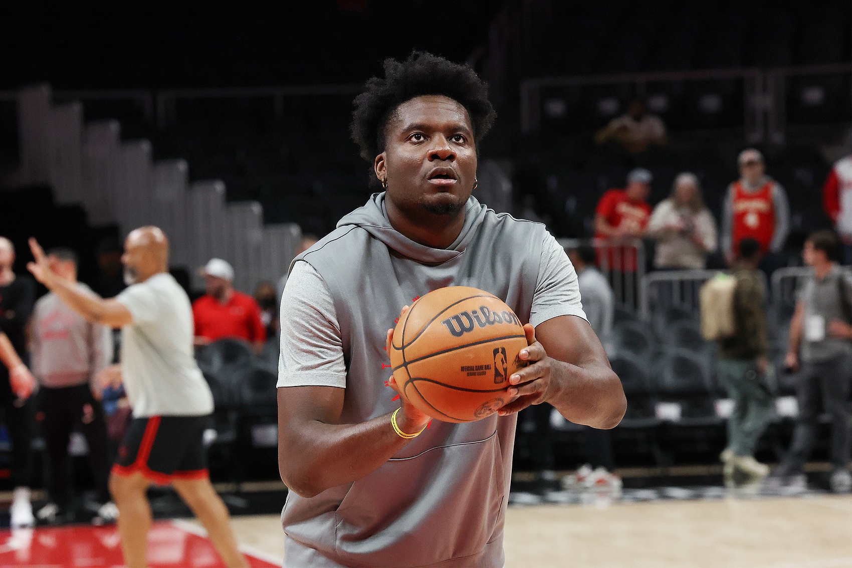 必一运动官方网站-火媒：亚当斯打替补中锋足够&amp;签卡佩拉稍显多余 后者没带来新东西