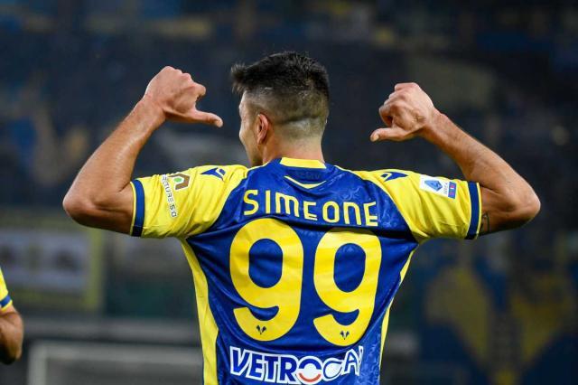 必一运动官方网站-【人物】2场6球专杀强队！小西蒙尼终成球二代虎子？